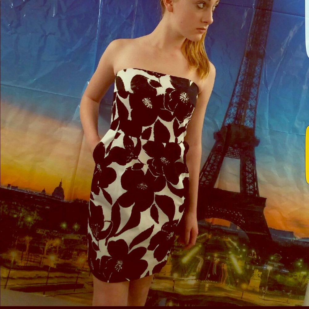 Black and White Floral Dress with Pockets